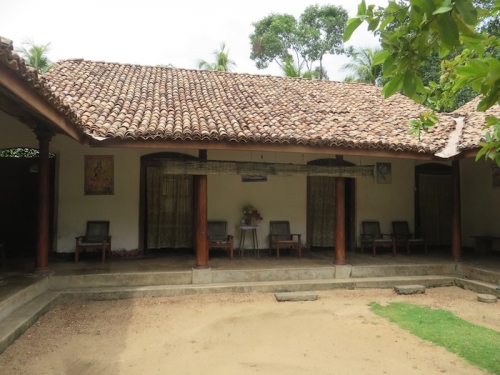 8 Bedroom Old Colonial House