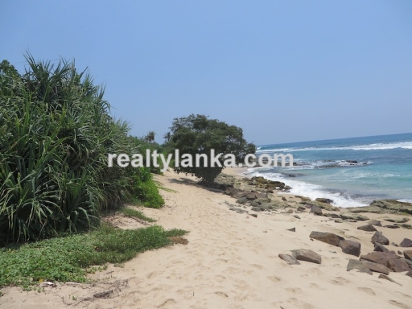 Breathtaking Beach Property in Weligama