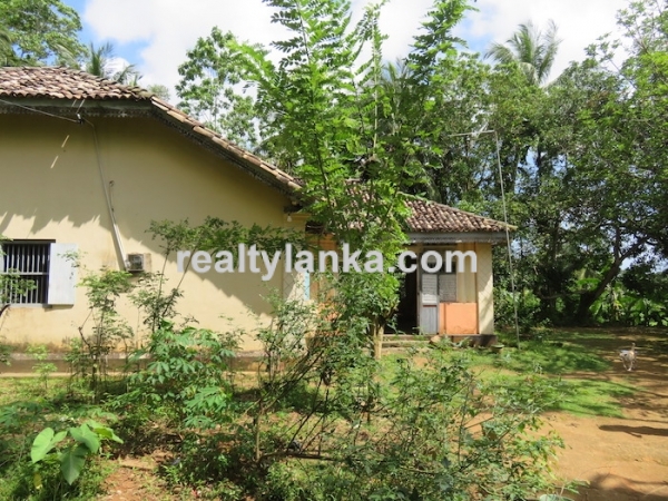 Colonial House Near Galle Expressway