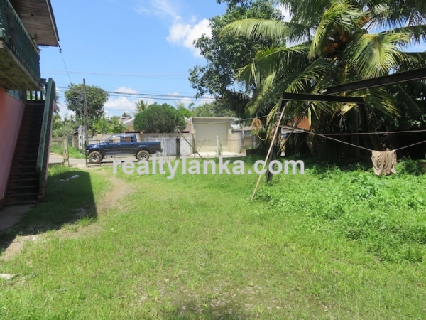 36 Perches In Galle