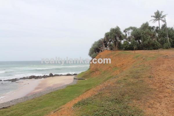 Elevated Beach Property In Dickwella