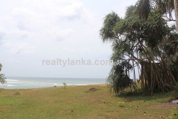 Elevated Beach Property In Dickwella