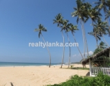 Beachfront property with panoromic view BB 64